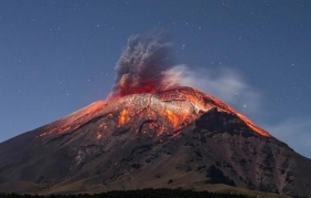 Ovni-cilindrico-salio-volando-del-volcan-Popocatepetl.jpg