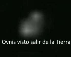 Ovnis-visto-salir-de-la-Tierra.jpg