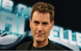 Uri-Geller-publica-video-de-presunto-OVNI-cilindrico.jpg