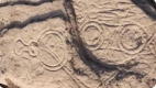 Piedra-antigua-con-simbolos-misteriosos-encontrada-en-Escocia.jpg