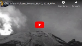 Ovni-entrando-en-la-boca-del-volcan-Popocatepetl.jpg