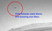 UFO-hovering-over-Mars.jpg